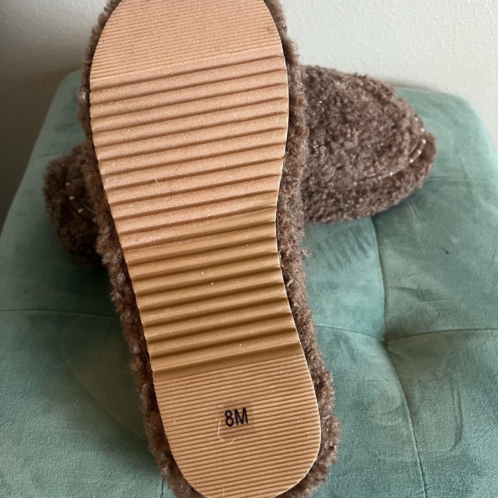 BEACH by Matisse faux shearling slipper - Picture 2 of 3